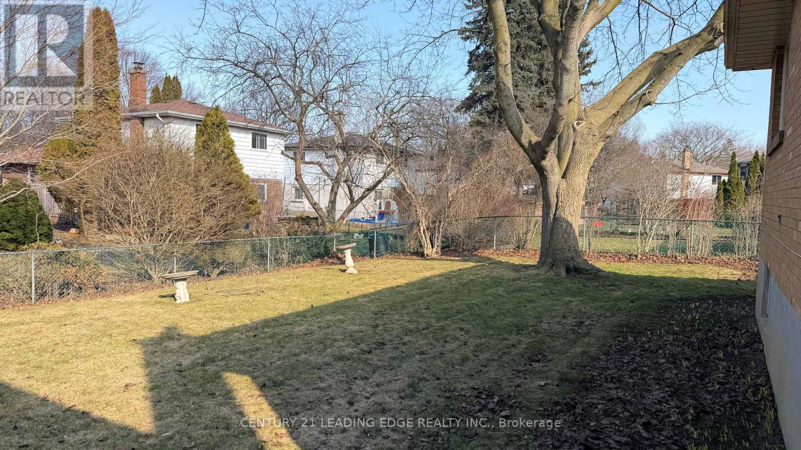 16 Bethley Drive, Toronto, Ontario  M1E 3M7 - Photo 37 - E13002308