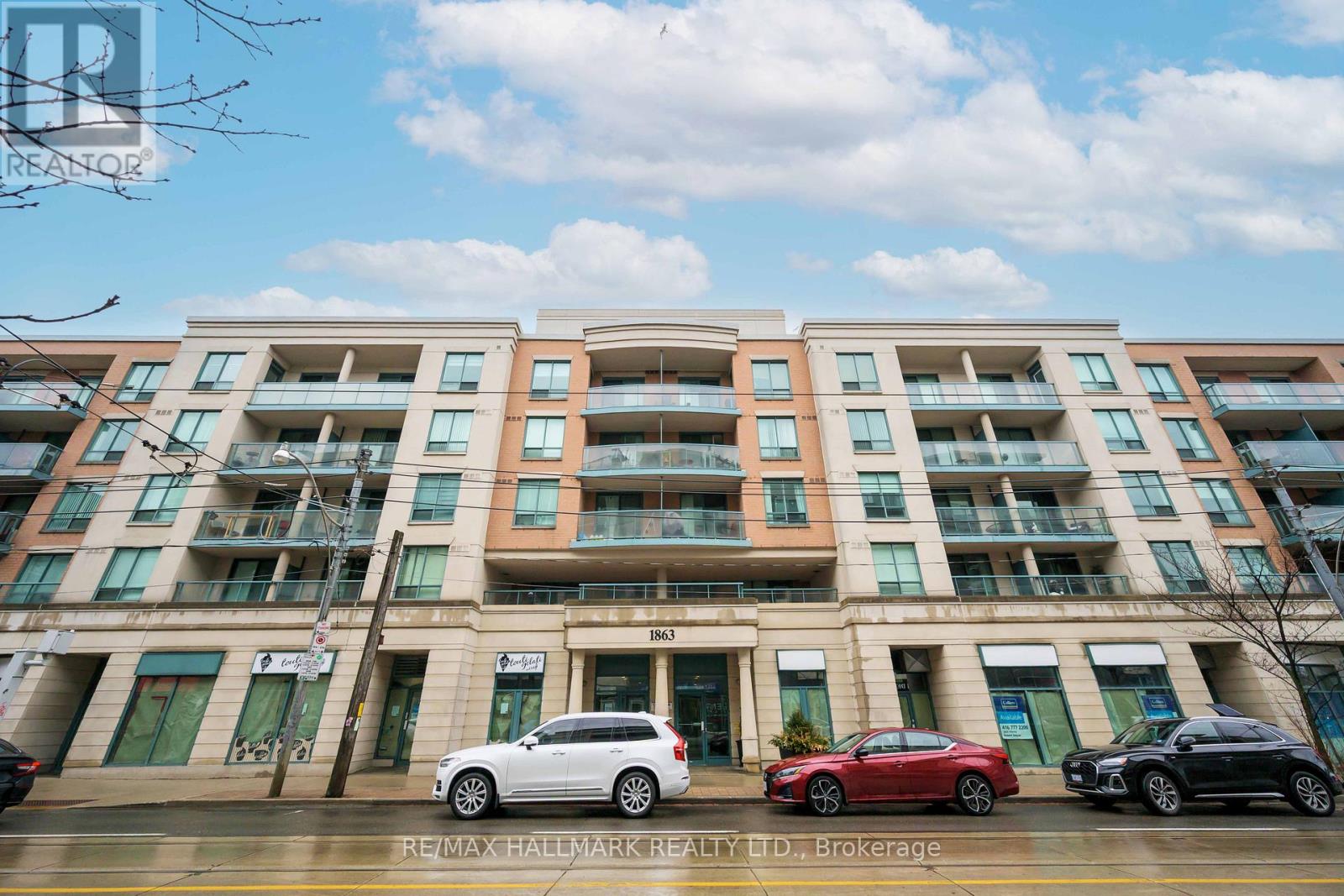 406 - 1863 QUEEN STREET E, Toronto, Ontario