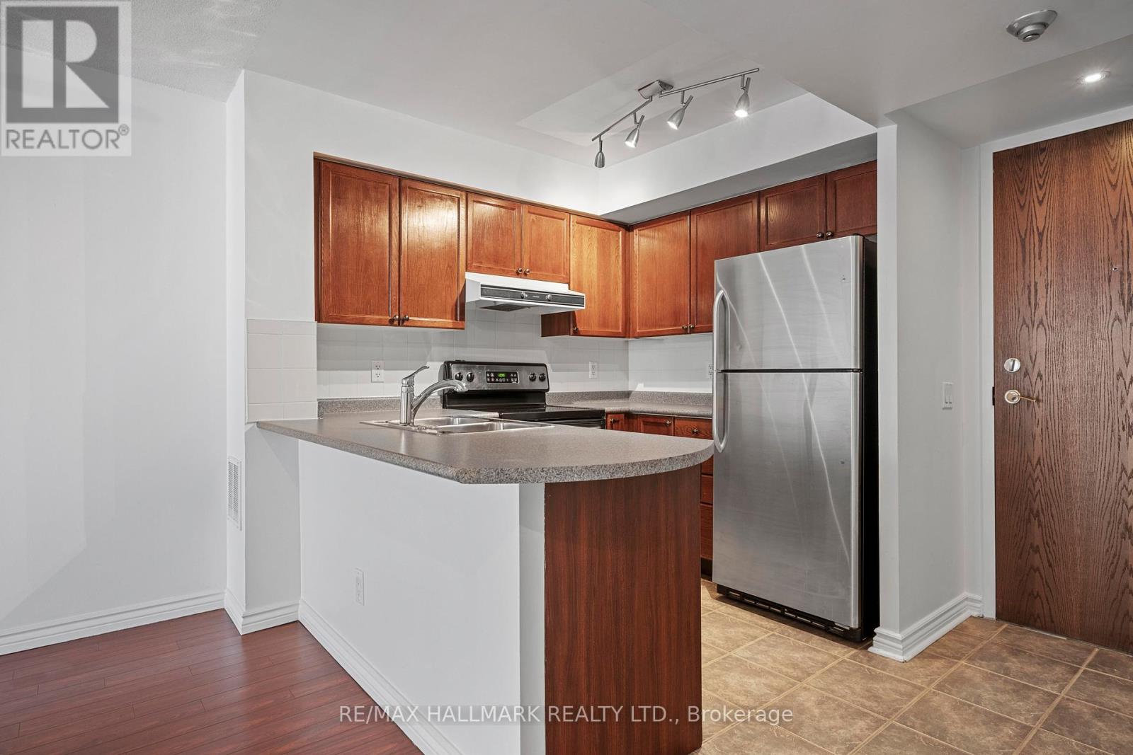 406 - 1863 Queen Street E, Toronto, Ontario  M4L 3Y6 - Photo 12 - E13002318
