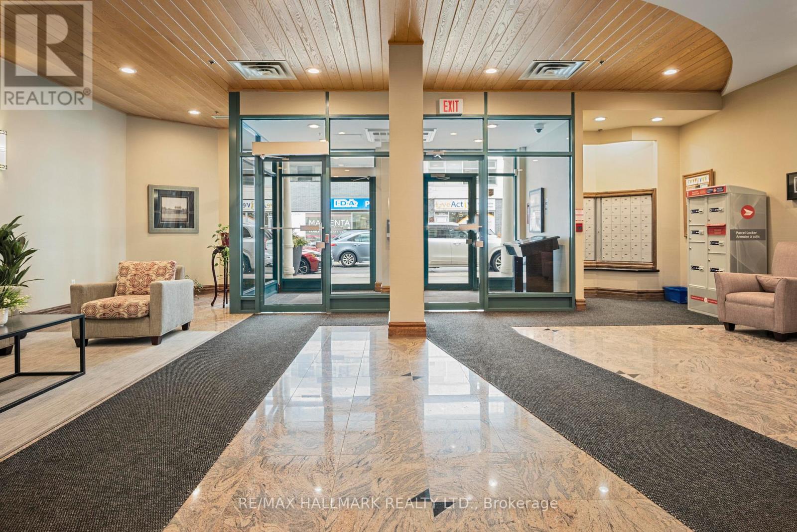 406 - 1863 Queen Street E, Toronto, Ontario  M4L 3Y6 - Photo 4 - E13002318