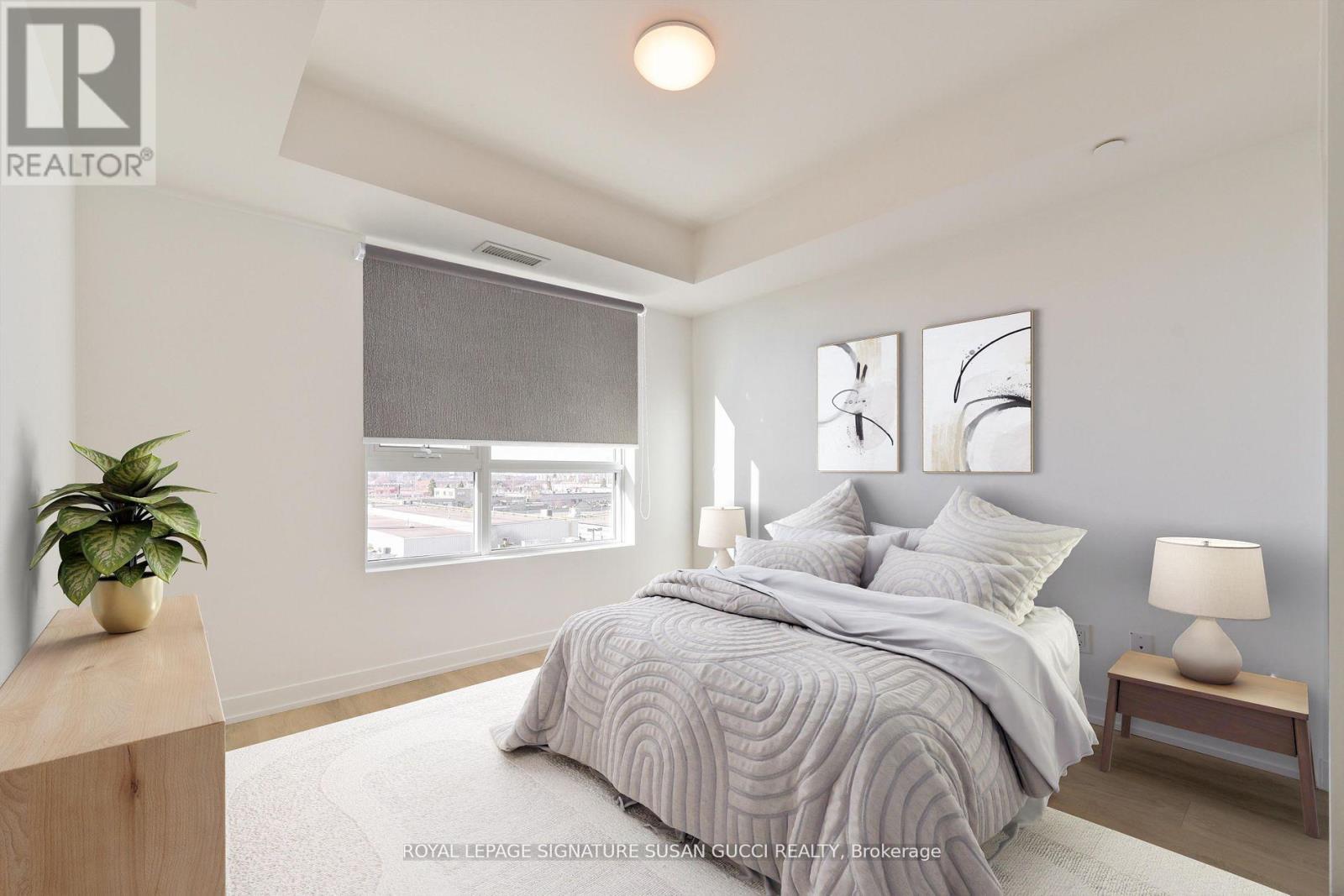 515 - 1401 O'connor Drive, Toronto, Ontario  M4B 2V5 - Photo 3 - E13002332