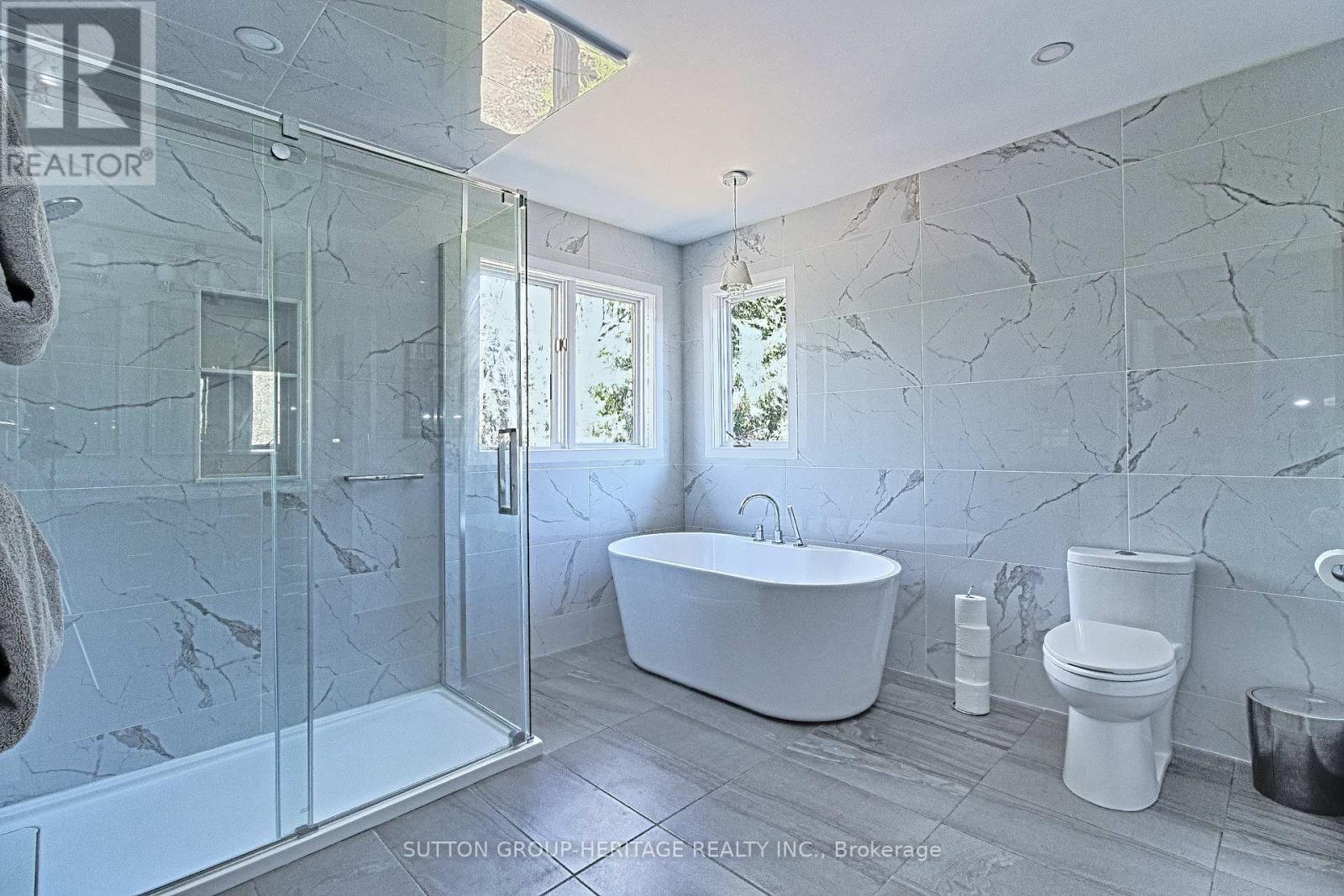 876 Darwin Drive, Pickering, Ontario  L1X 2P8 - Photo 21 - E13002342