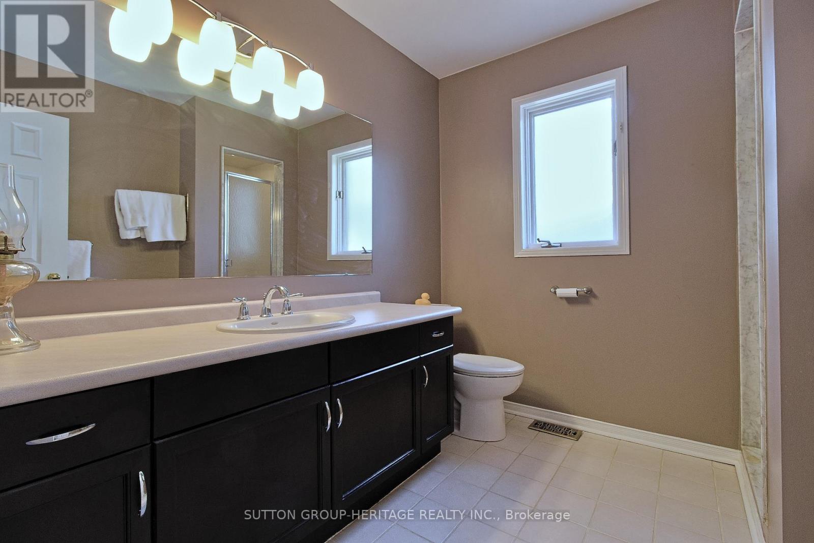 876 Darwin Drive, Pickering, Ontario  L1X 2P8 - Photo 26 - E13002342