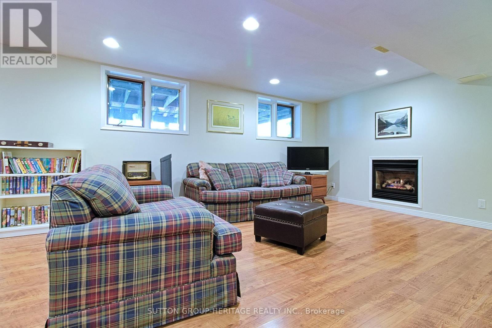 876 Darwin Drive, Pickering, Ontario  L1X 2P8 - Photo 27 - E13002342