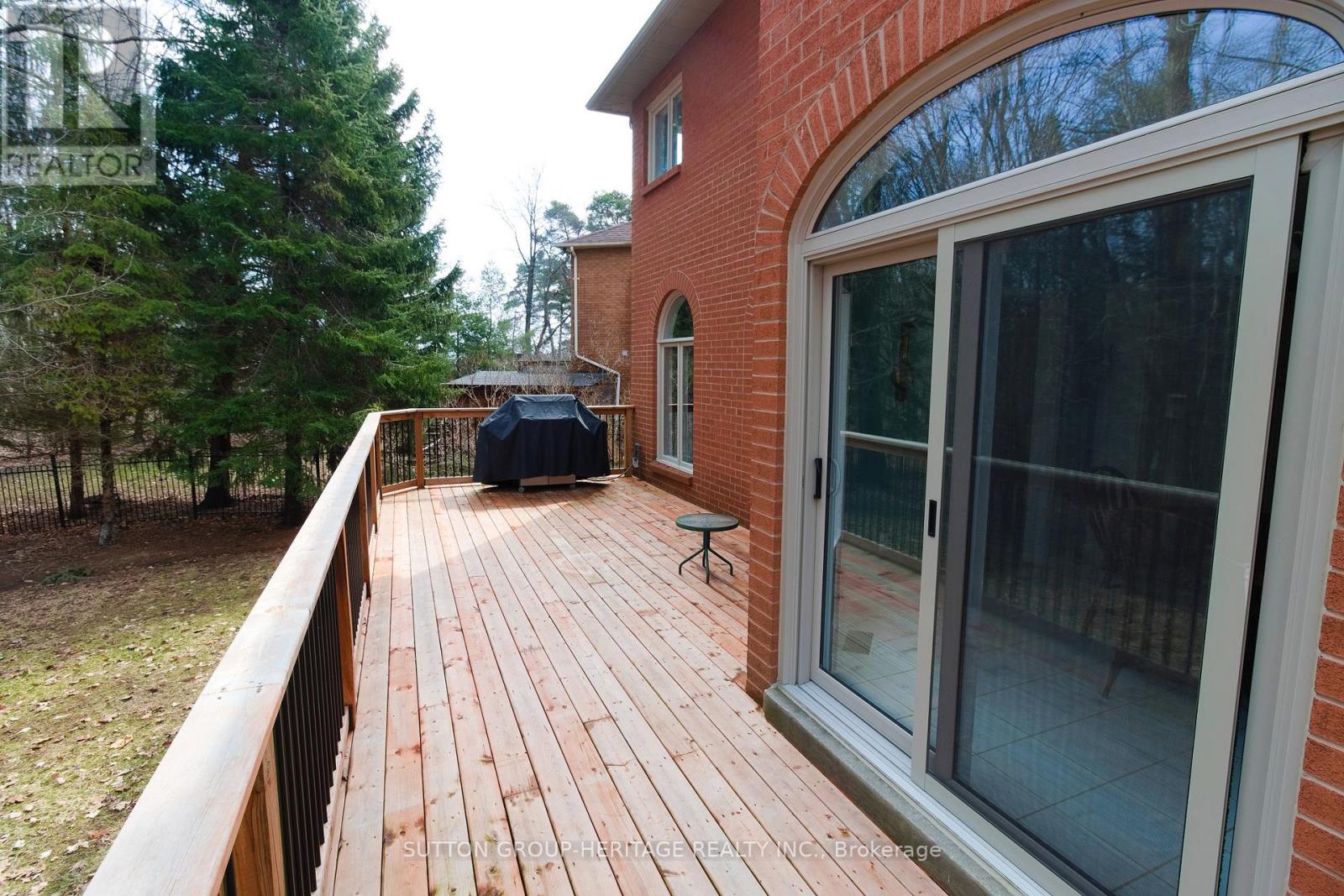 876 Darwin Drive, Pickering, Ontario  L1X 2P8 - Photo 34 - E13002342