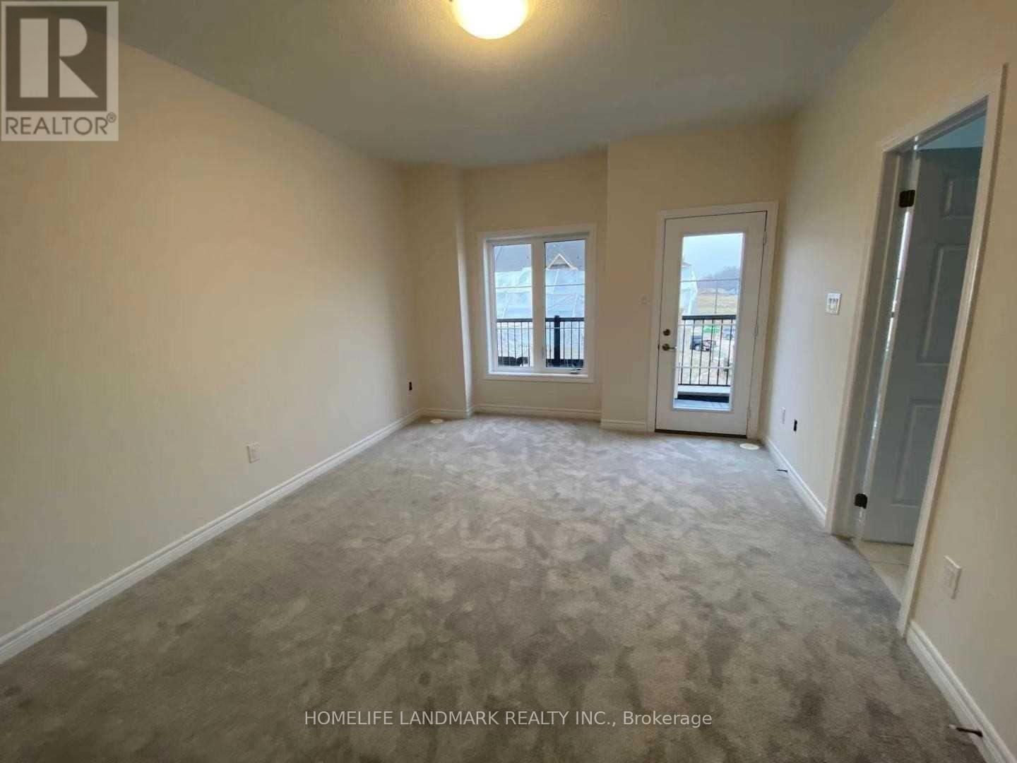 81 Grand Trunk Avenue, Vaughan, Ontario  L6A 5B3 - Photo 11 - N12993852