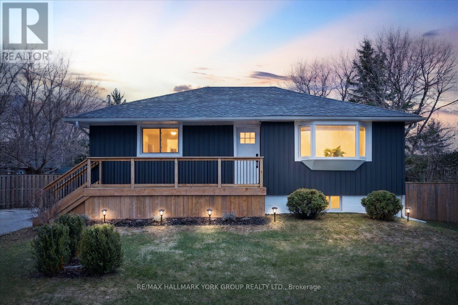 343 WINNIFRED DRIVE, Georgina, Ontario