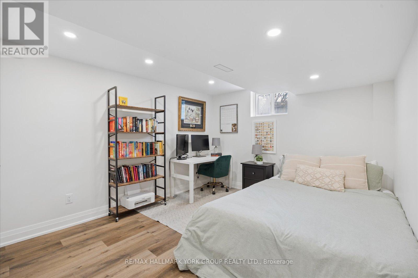 343 Winnifred Drive, Georgina, Ontario  L4P 3B6 - Photo 30 - N13002124