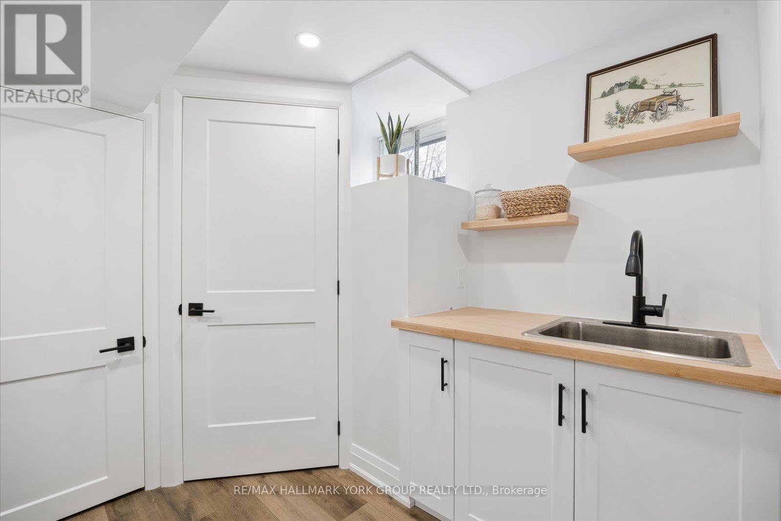 343 Winnifred Drive, Georgina, Ontario  L4P 3B6 - Photo 33 - N13002124