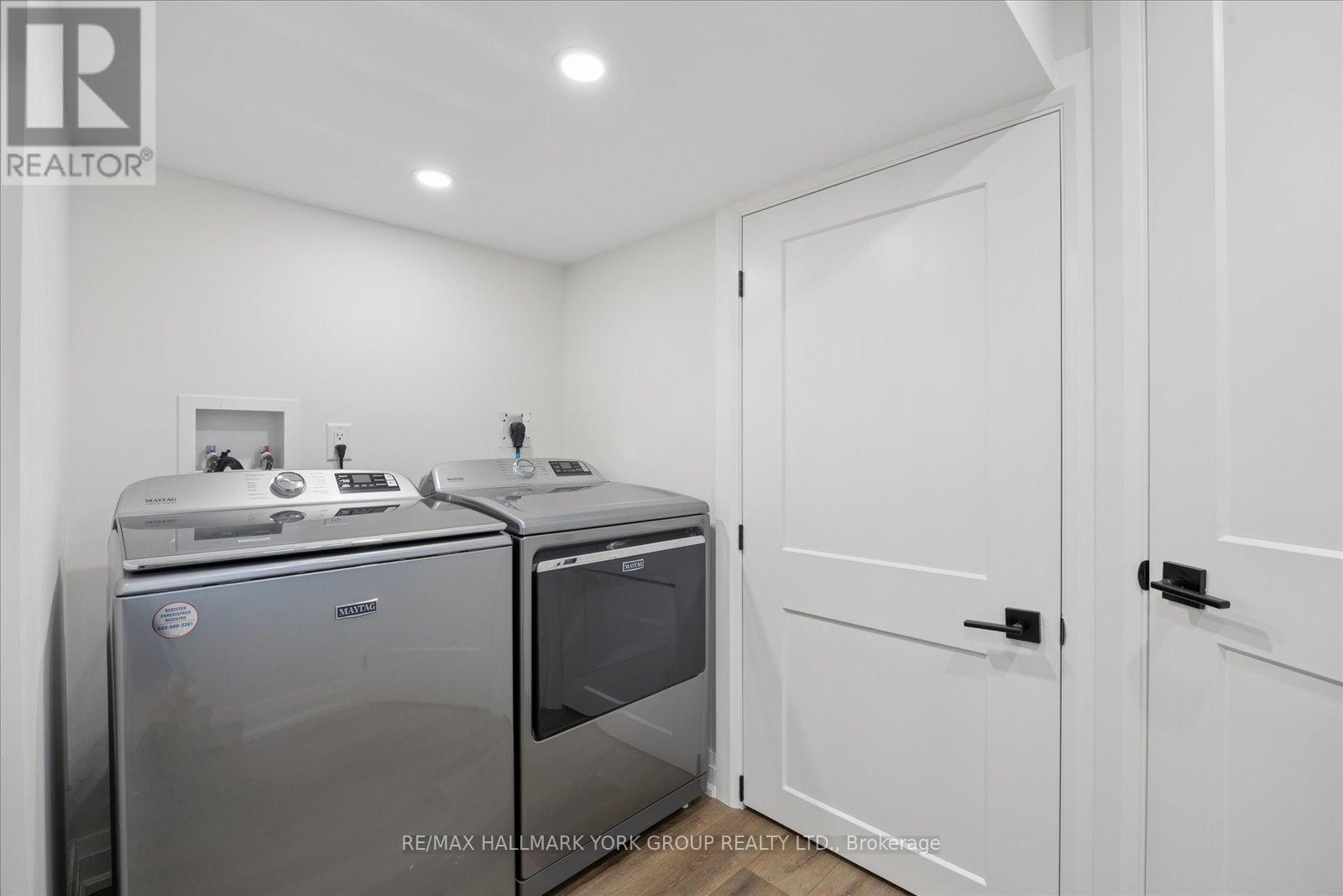 343 Winnifred Drive, Georgina, Ontario  L4P 3B6 - Photo 34 - N13002124