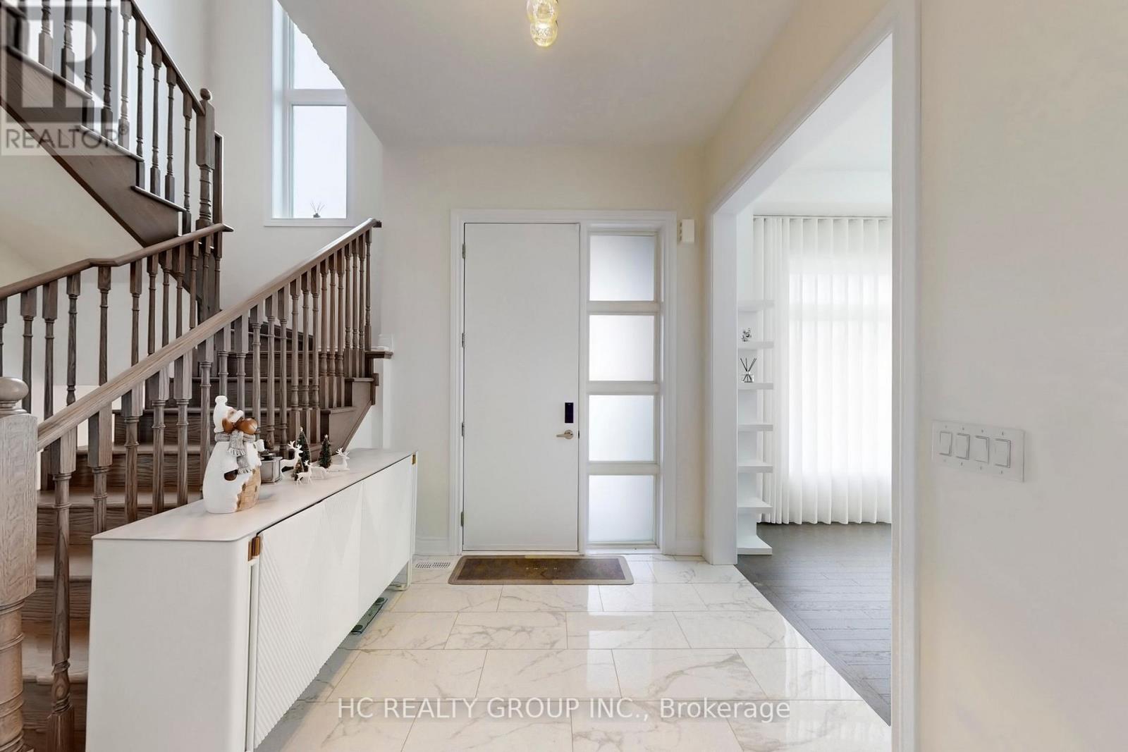 20 Harold Humphrey Street, Markham, Ontario  L3R 0P1 - Photo 4 - N13002206