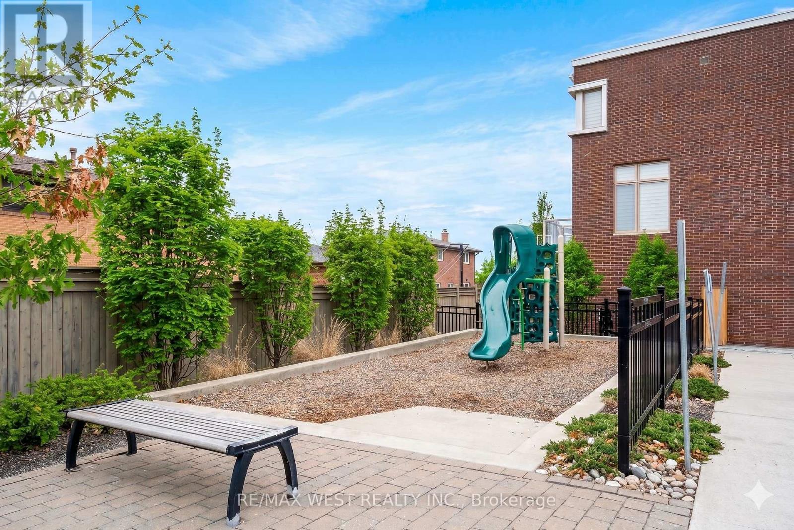 8208 Pine Valley Drive, Vaughan, Ontario  L4L 0H6 - Photo 41 - N13002288