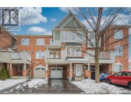 10 STOCKS LANE, Aurora, Ontario