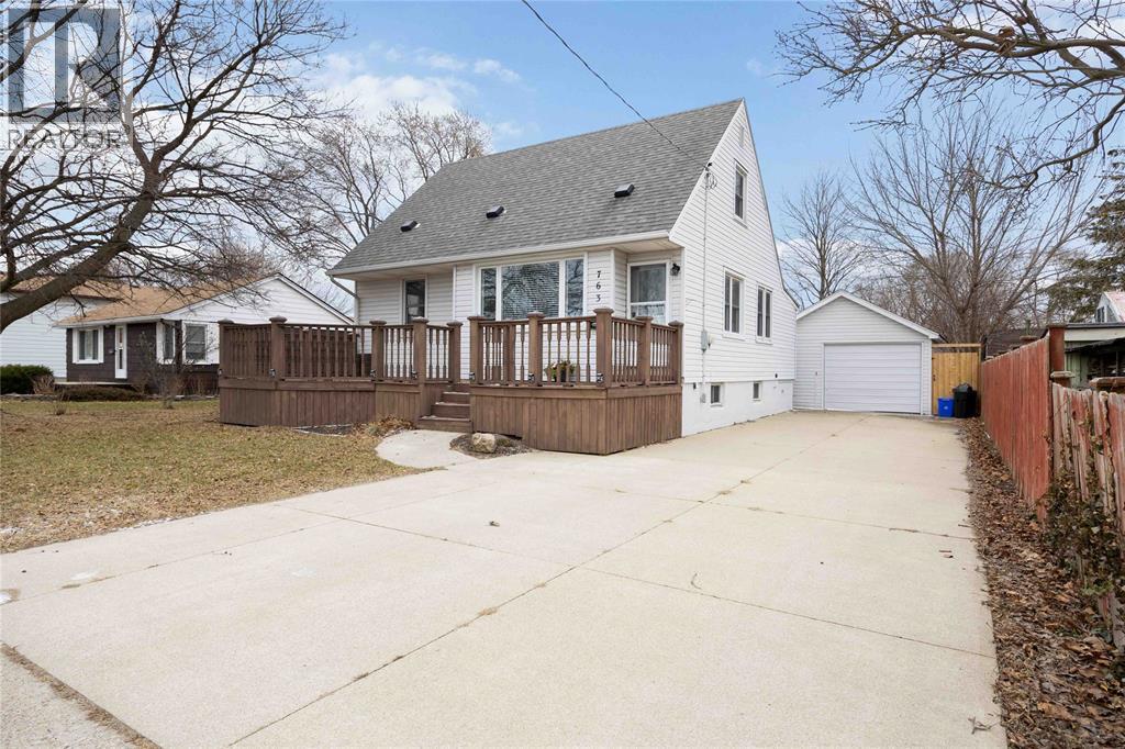763 Claxton Avenue, Sarnia, Ontario  N7T 5L9 - Photo 2 - 26005354