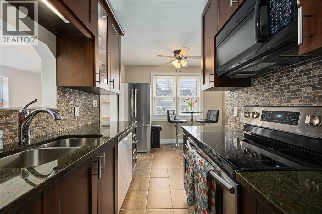 763 Claxton Avenue, Sarnia, Ontario  N7T 5L9 - Photo 9 - 26005354