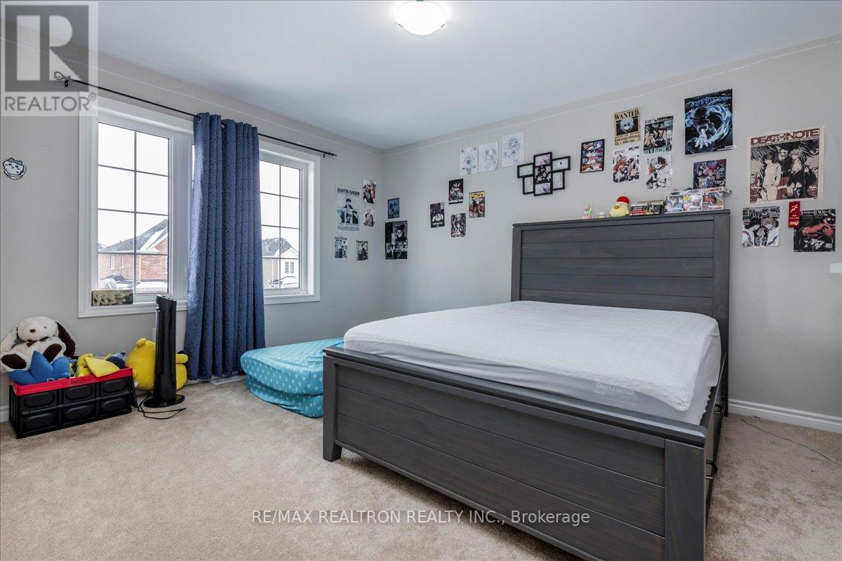 207 Cubitt Street, Clearview, Ontario  L0M 1S0 - Photo 20 - S13002158