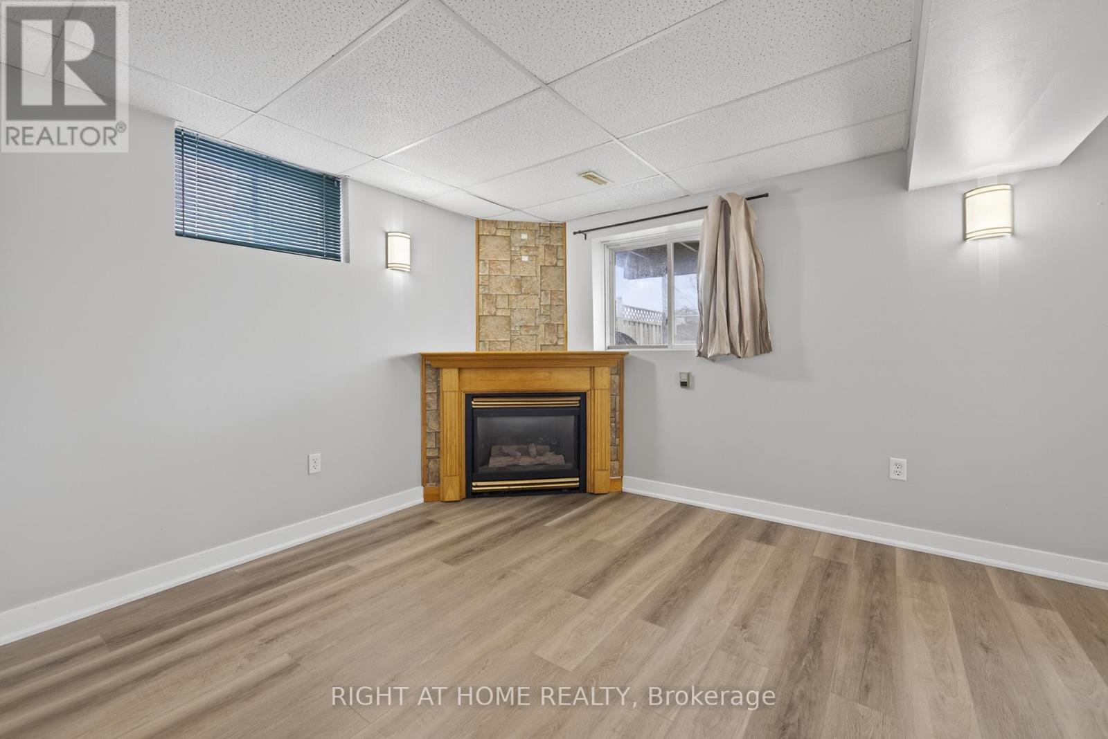 40 Arthur Avenue, Barrie (Grove East), Ontario  L4M 6H4 - Photo 16 - S13002262