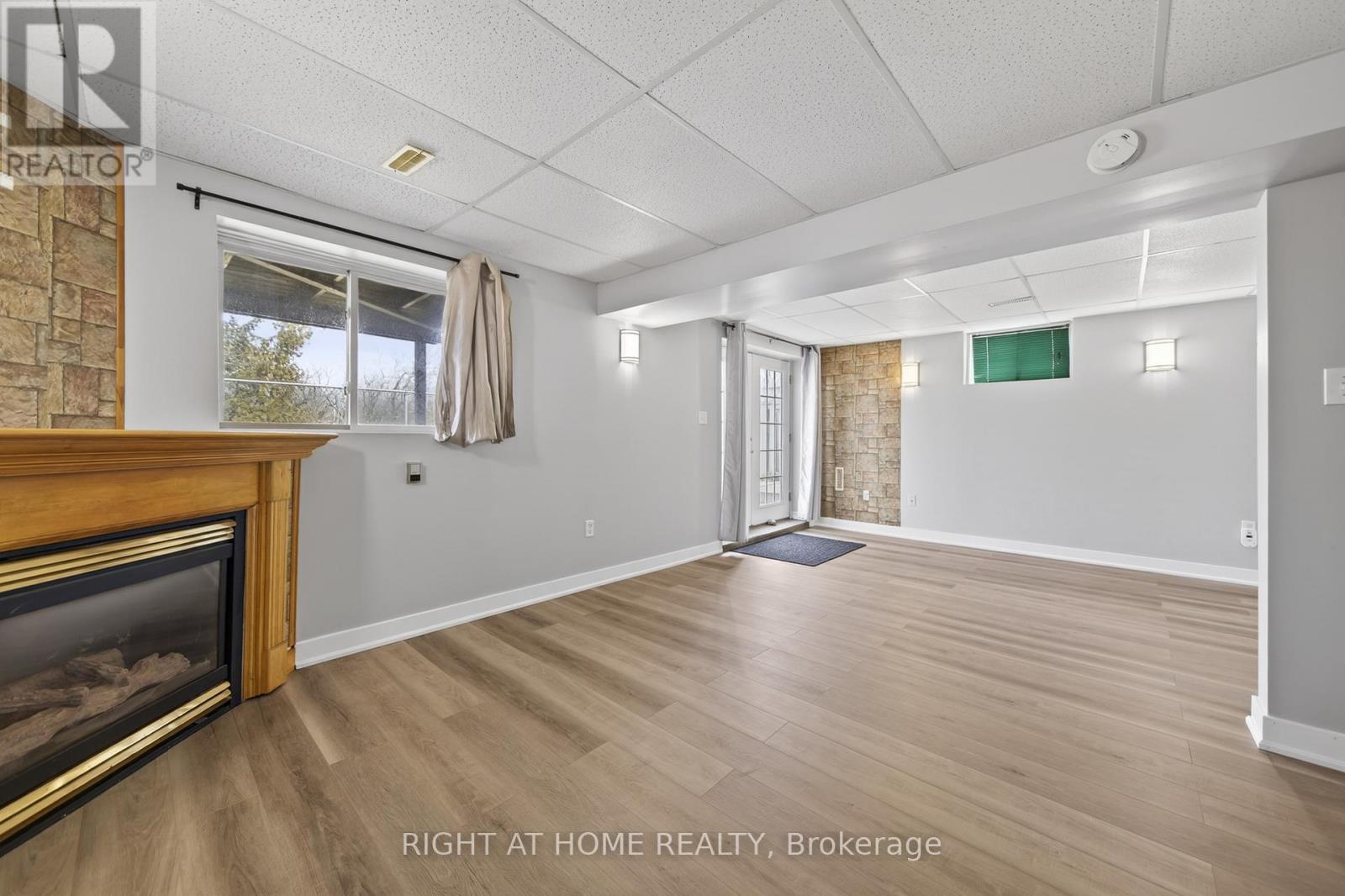 40 Arthur Avenue, Barrie (Grove East), Ontario  L4M 6H4 - Photo 17 - S13002262