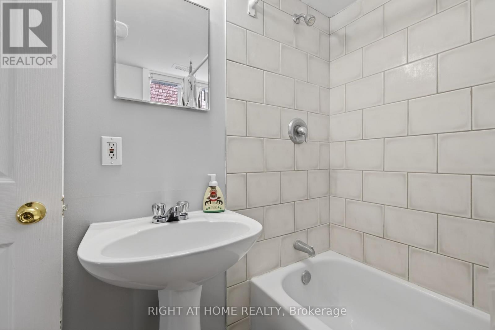 40 Arthur Avenue, Barrie (Grove East), Ontario  L4M 6H4 - Photo 22 - S13002262