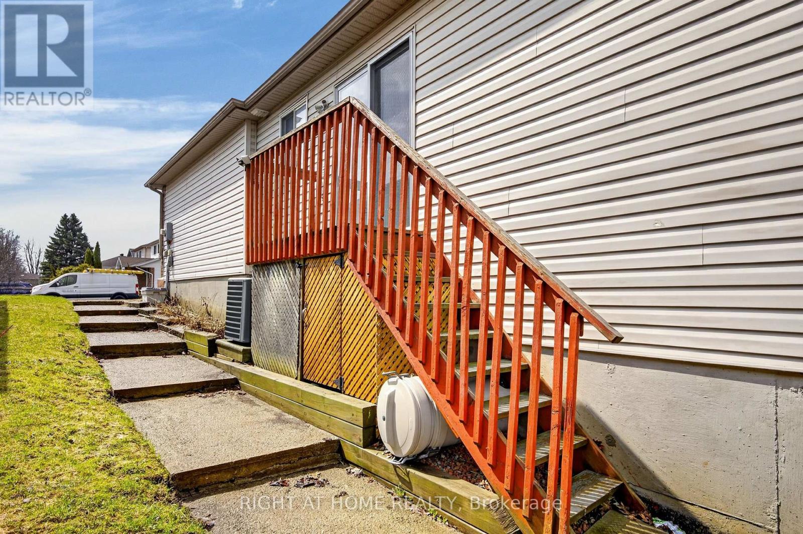 40 Arthur Avenue, Barrie (Grove East), Ontario  L4M 6H4 - Photo 29 - S13002262