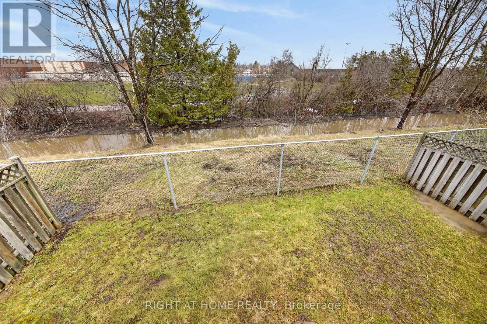 40 Arthur Avenue, Barrie (Grove East), Ontario  L4M 6H4 - Photo 32 - S13002262