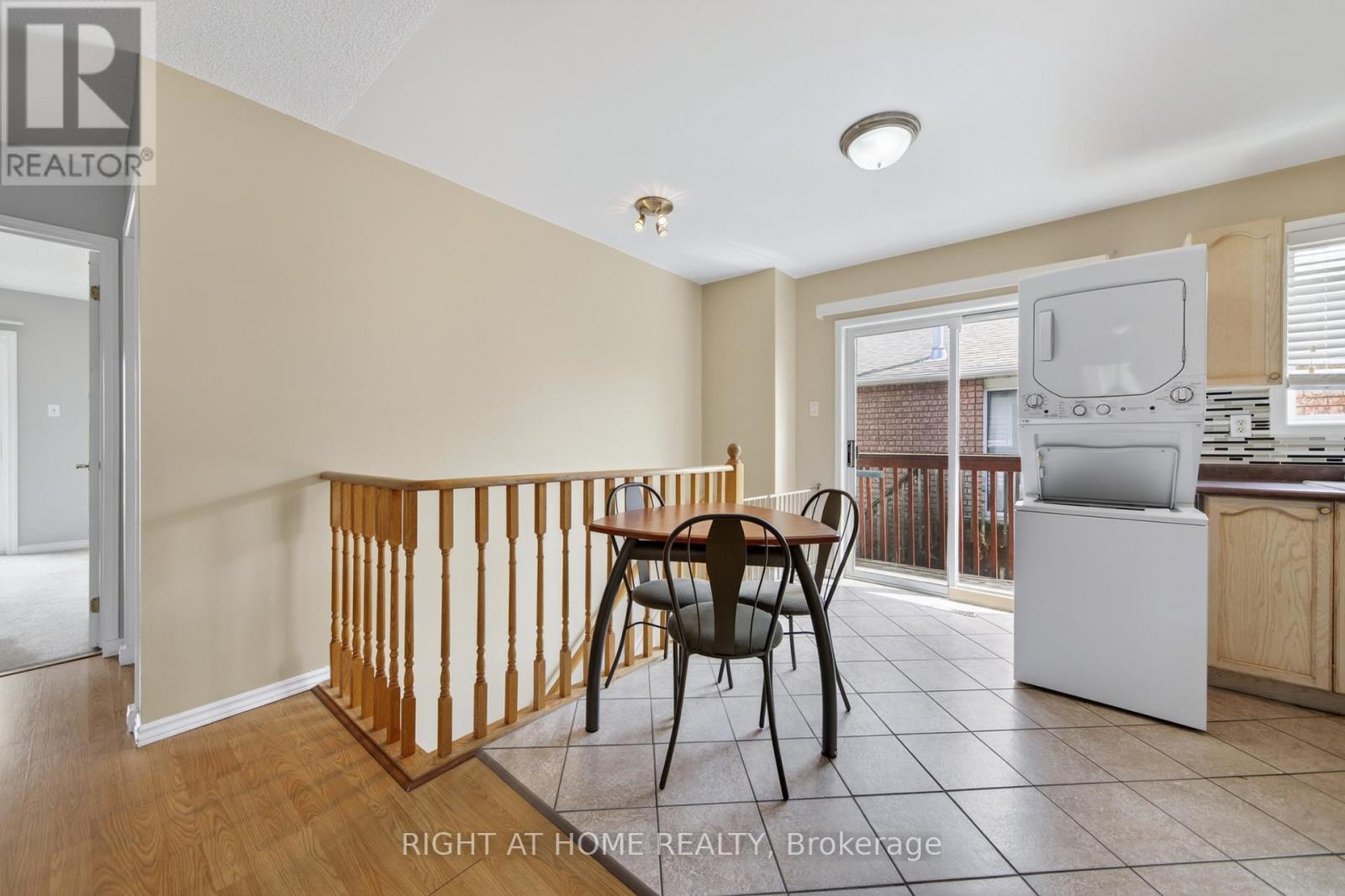 40 Arthur Avenue, Barrie (Grove East), Ontario  L4M 6H4 - Photo 8 - S13002262