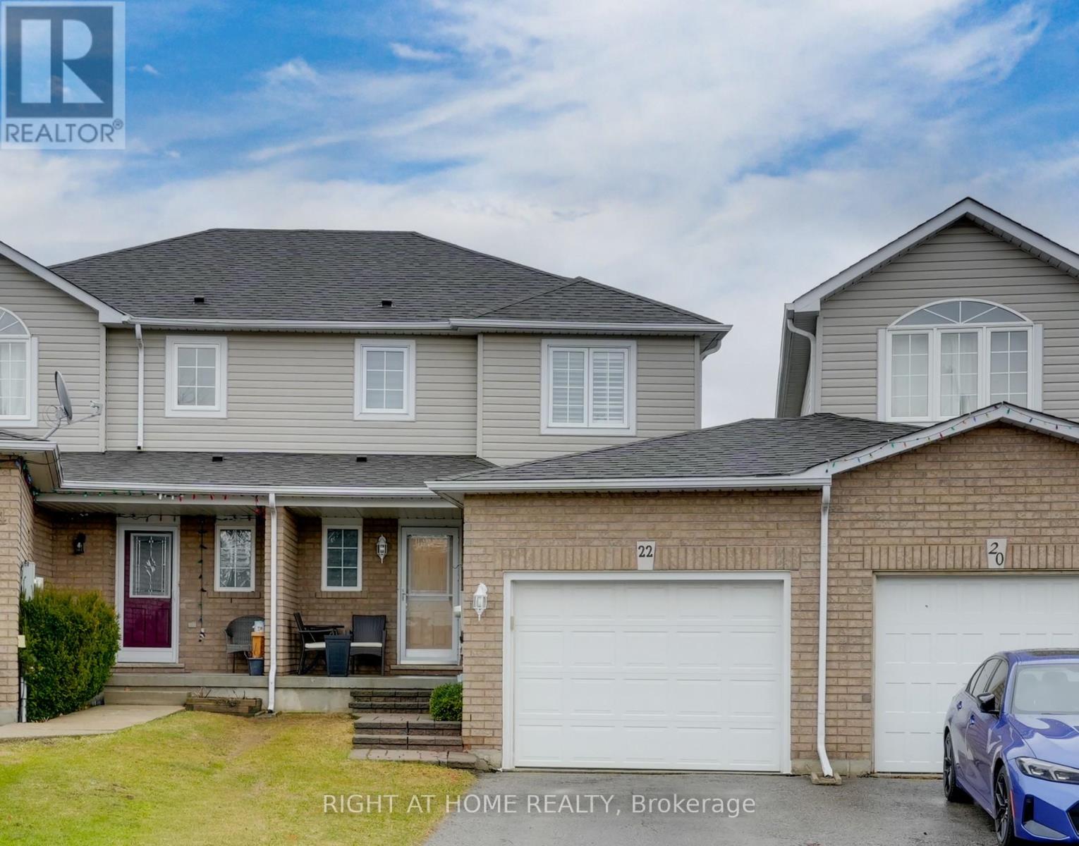 22 SUNSET PLACE, Barrie, Ontario