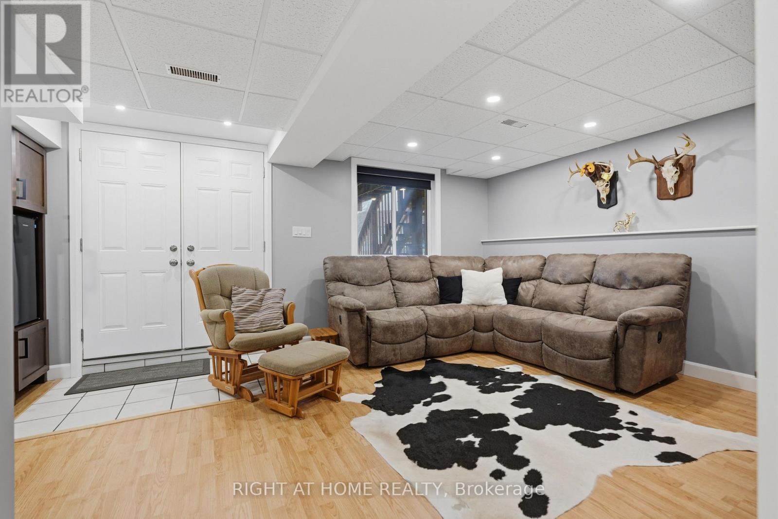 22 Sunset Place, Barrie, Ontario  L4N 0T7 - Photo 19 - S13002282