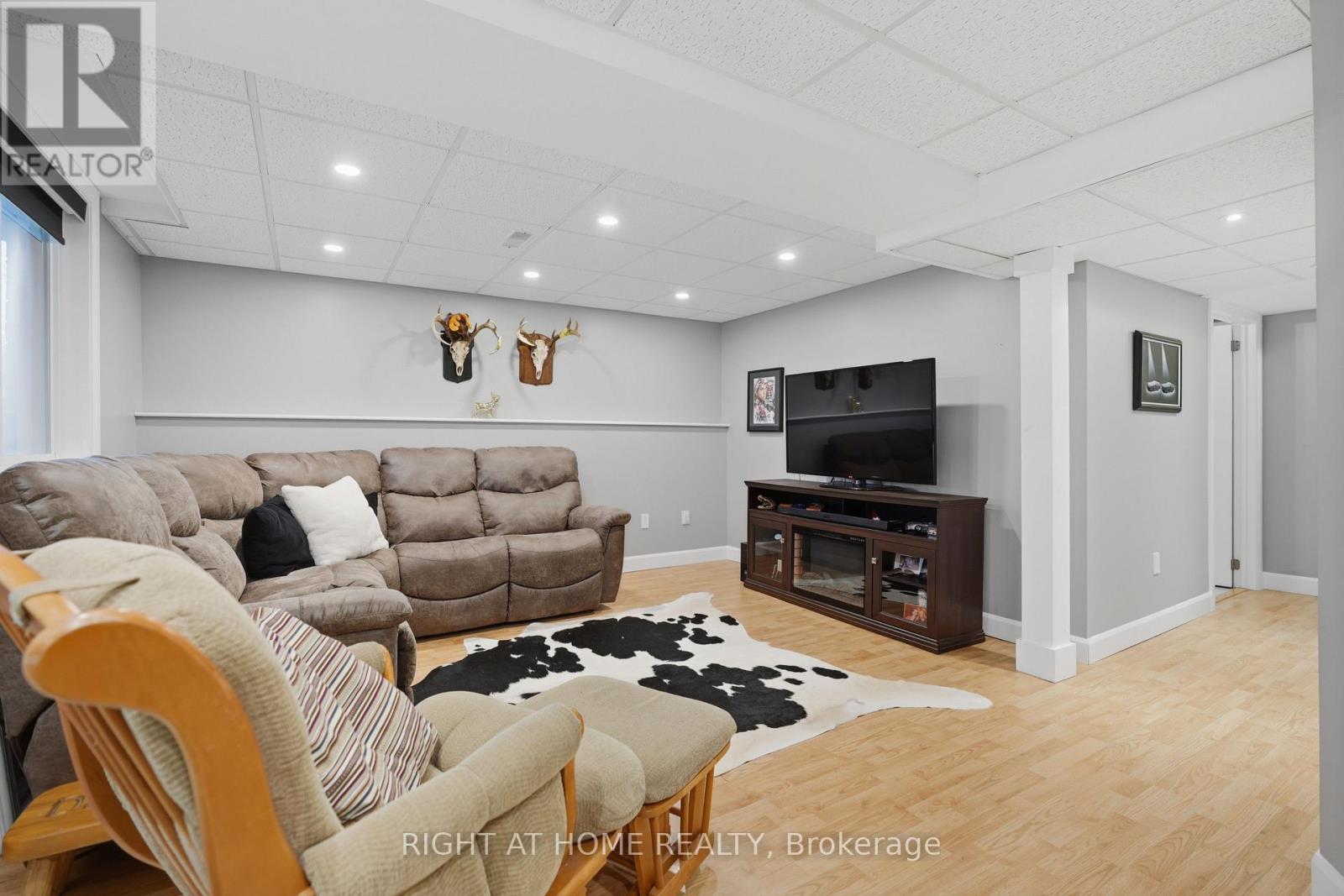 22 Sunset Place, Barrie, Ontario  L4N 0T7 - Photo 21 - S13002282