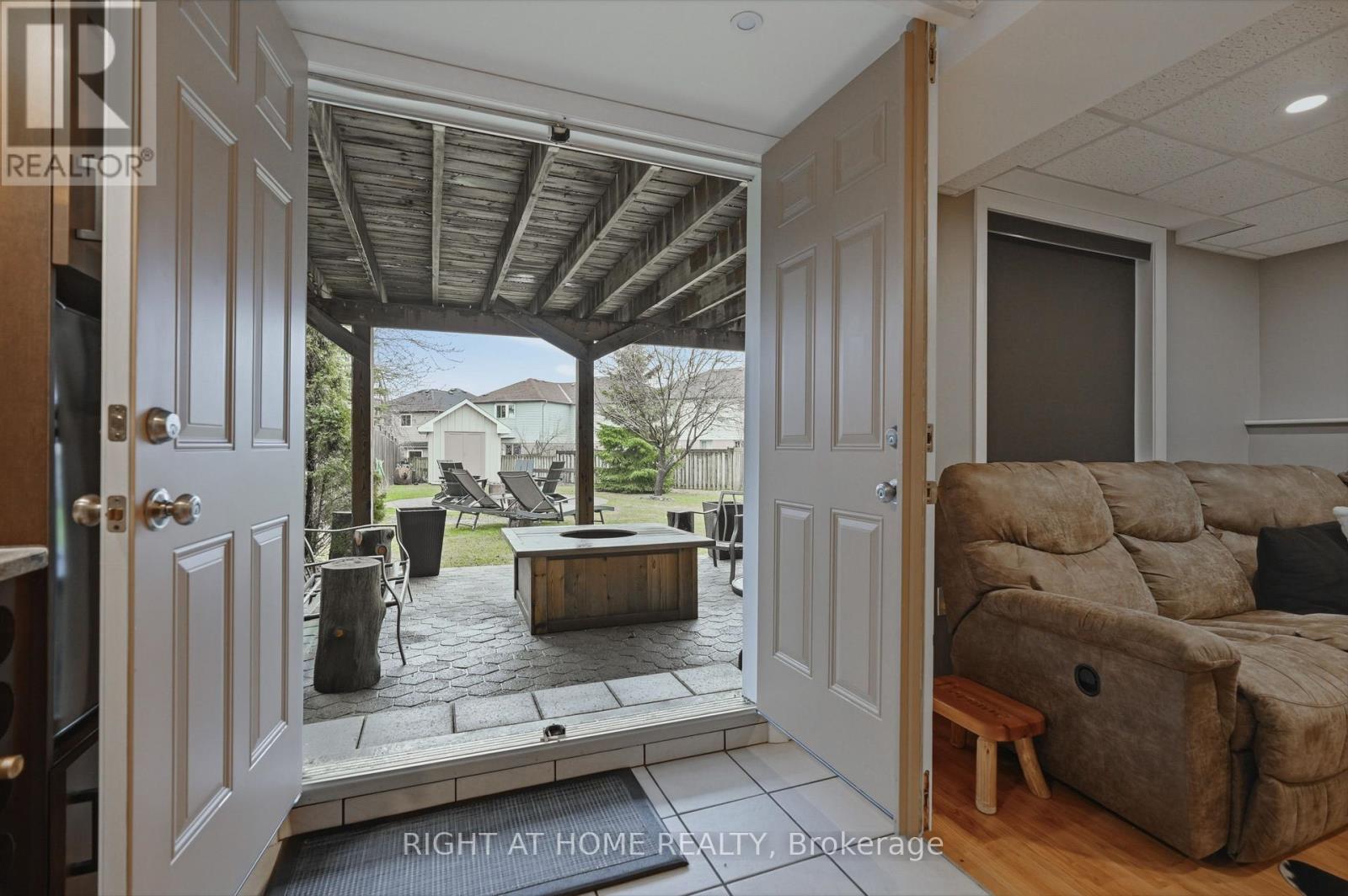 22 Sunset Place, Barrie, Ontario  L4N 0T7 - Photo 23 - S13002282