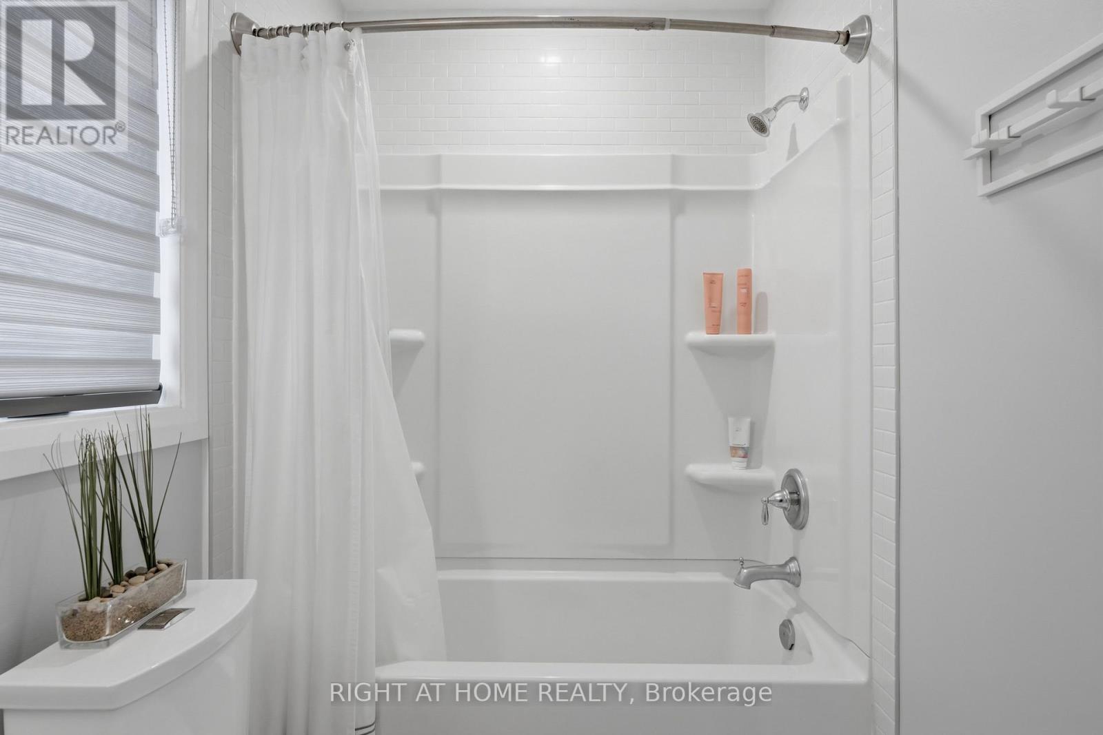 22 Sunset Place, Barrie, Ontario  L4N 0T7 - Photo 29 - S13002282