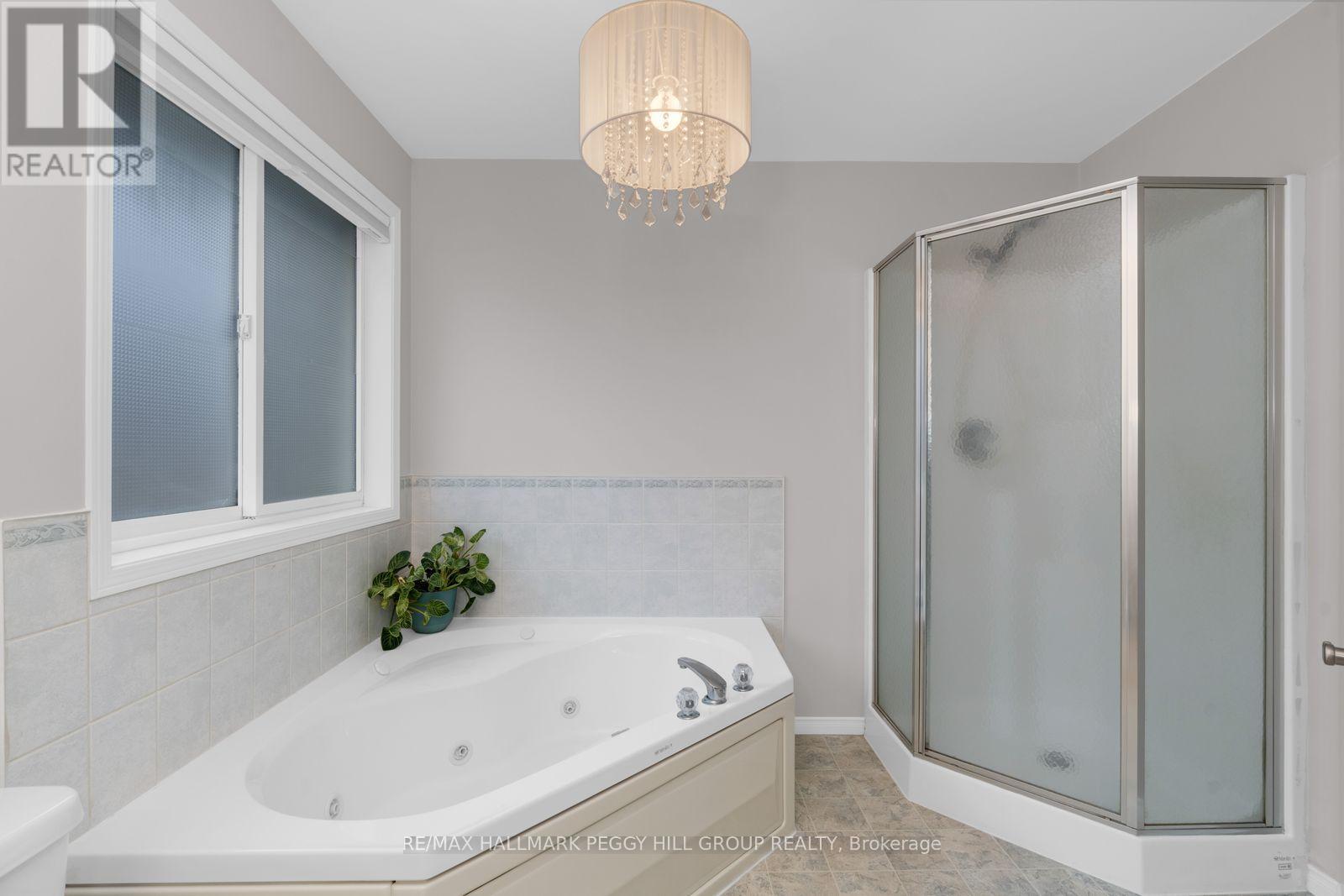 226 Country Lane, Barrie (Painswick South), Ontario  L4N 0W1 - Photo 7 - S13002306