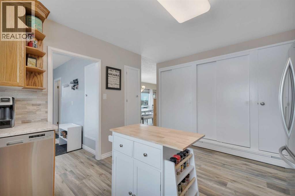 6010 50 Avenue, Lacombe, Alberta  T4L 0H8 - Photo 14 - A2259944