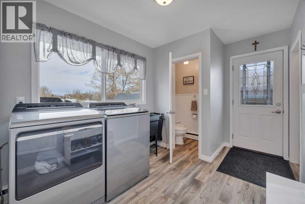 6010 50 Avenue, Lacombe, Alberta  T4L 0H8 - Photo 16 - A2259944