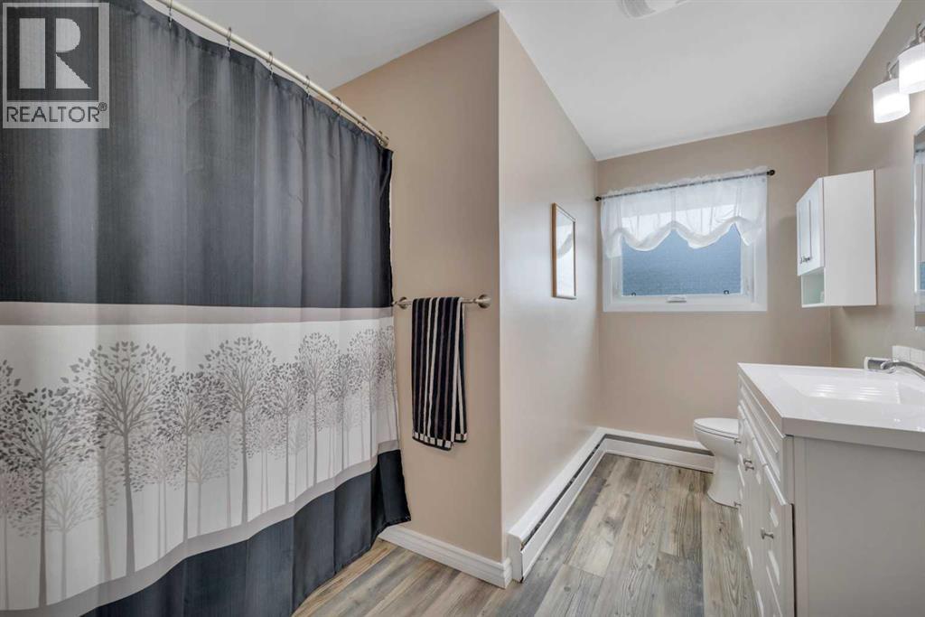 6010 50 Avenue, Lacombe, Alberta  T4L 0H8 - Photo 24 - A2259944