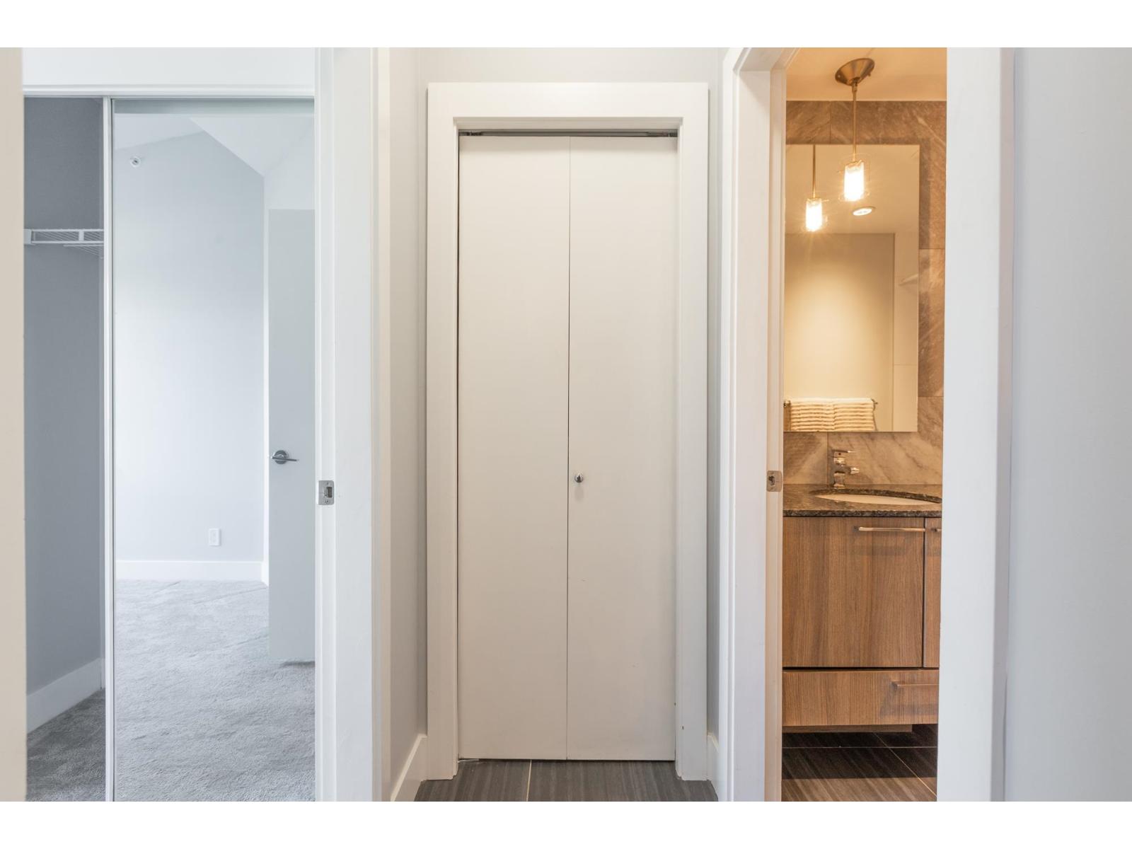 B401 20211 66 Avenue, Langley, British Columbia  V2Y 0L4 - Photo 18 - R3108376