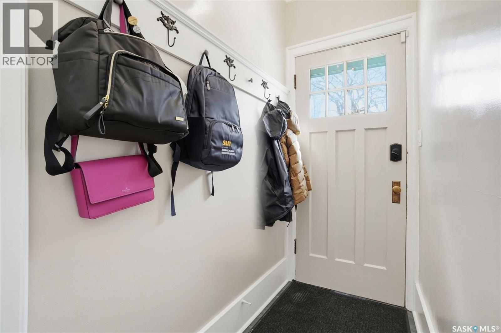 903 6th Avenue N, Saskatoon, Saskatchewan  S7K 2T3 - Photo 3 - SK032781