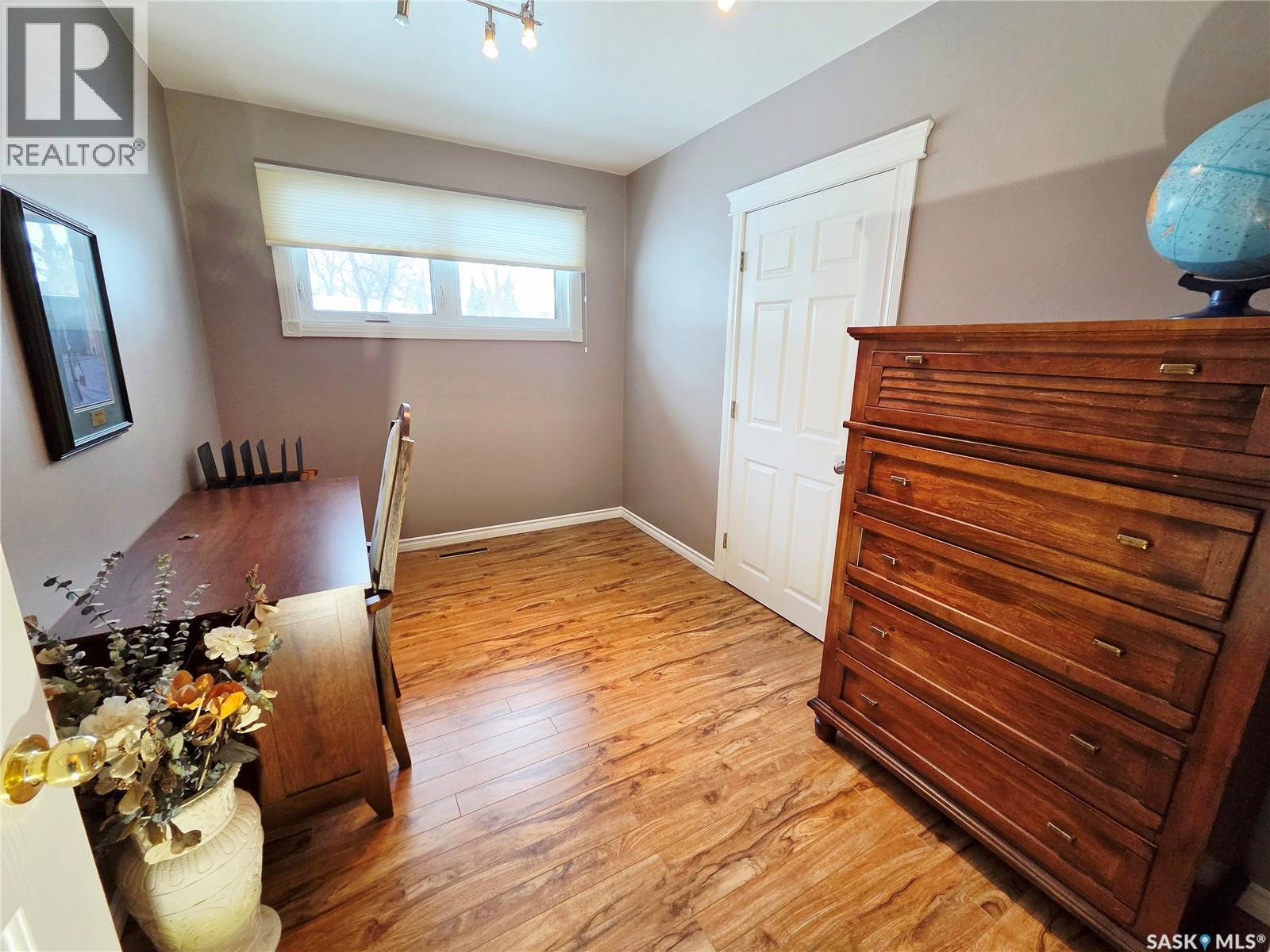 1127 Asquith Drive, Esterhazy, Saskatchewan  S0A 0X0 - Photo 12 - SK032986