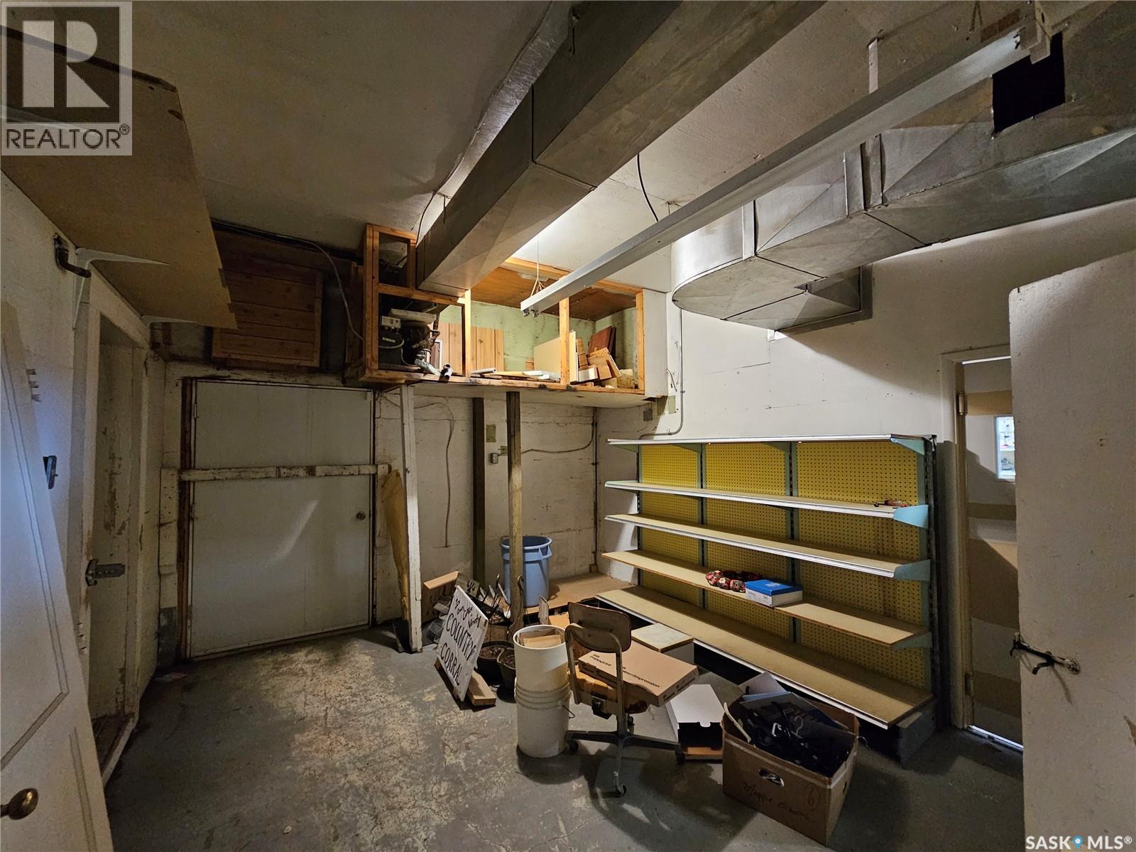 Street 121 3rd Street W, Mankota, Saskatchewan  S0H 2W0 - Photo 10 - SK032852