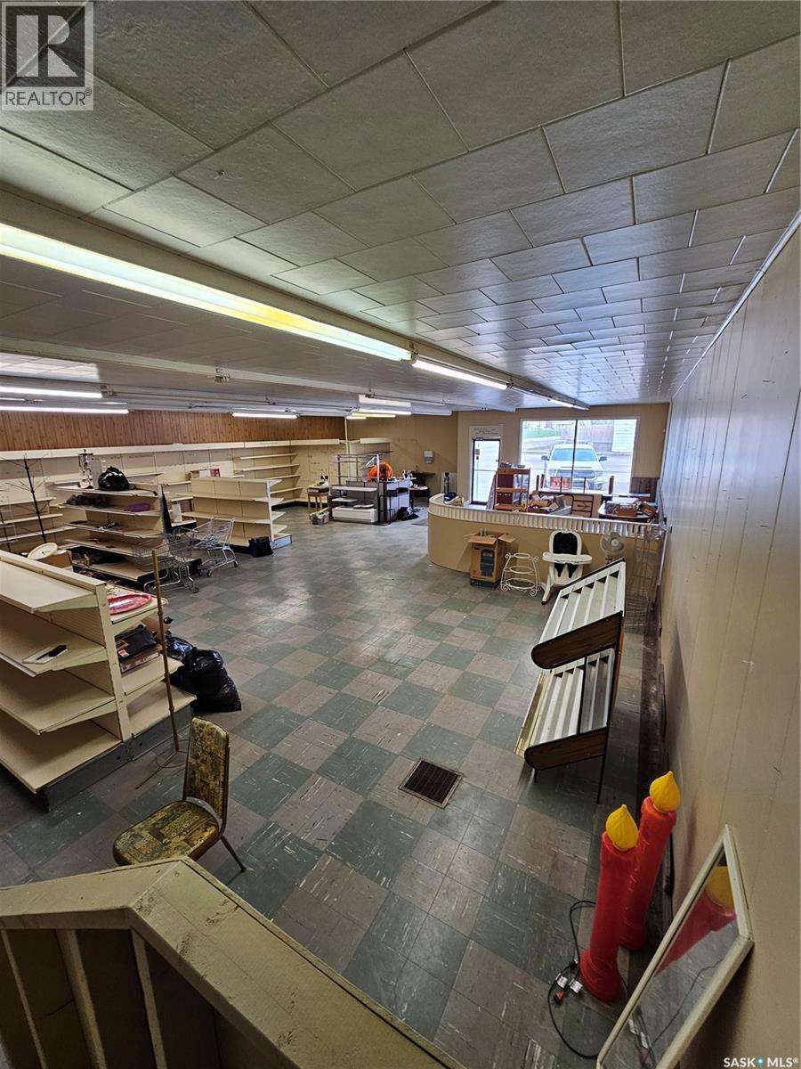 Street 121 3rd Street W, Mankota, Saskatchewan  S0H 2W0 - Photo 3 - SK032852