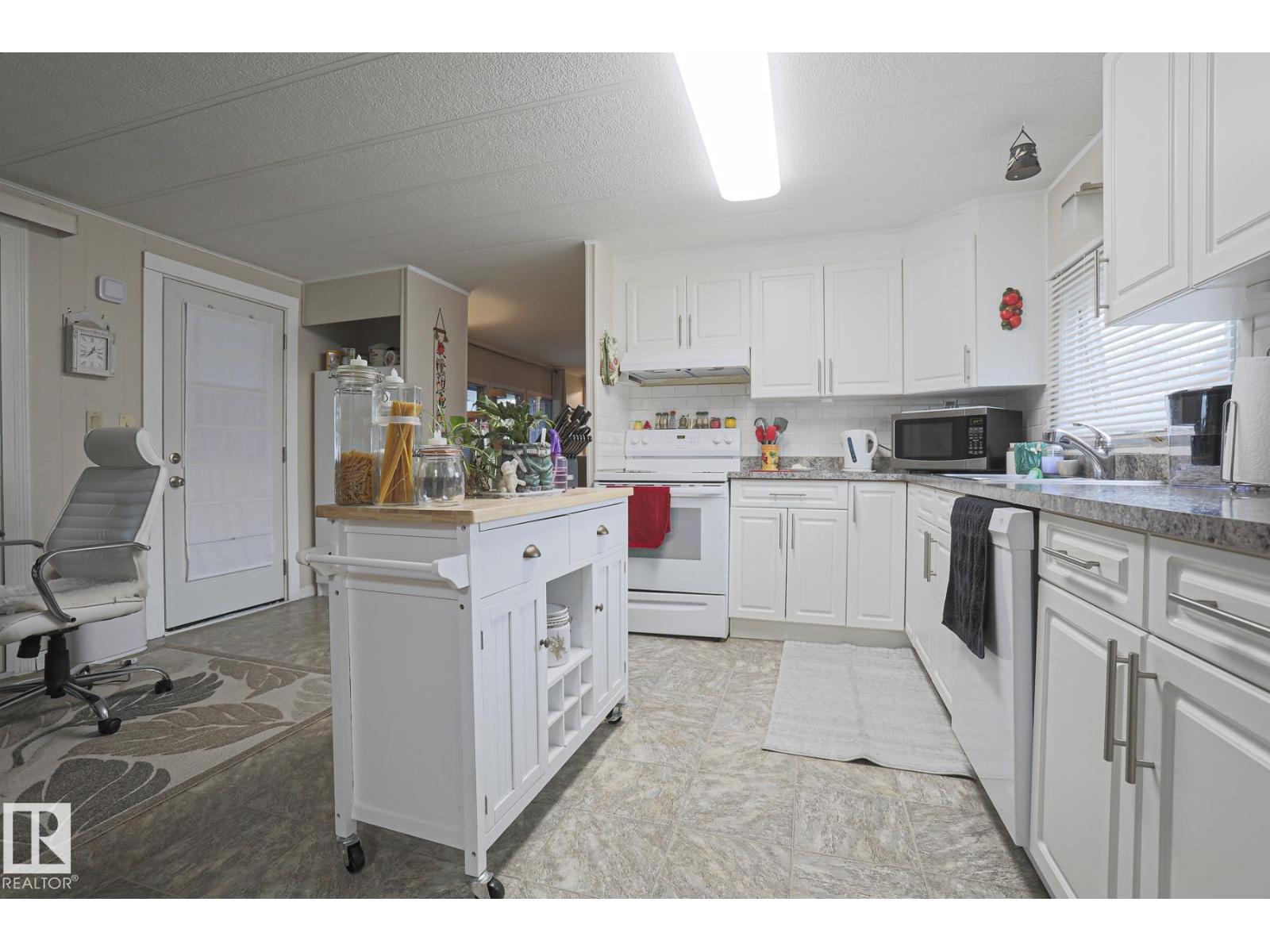 43 Maple Ridge Dr Nw, Edmonton, Alberta  T6P 1A9 - Photo 12 - E4482368