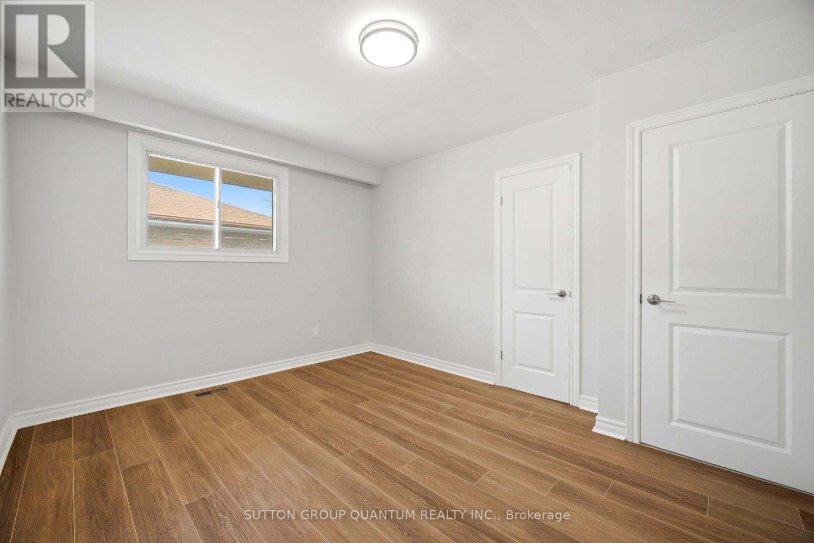 126 Angelene Street, Mississauga, Ontario  L5G 1X2 - Photo 17 - W13002062