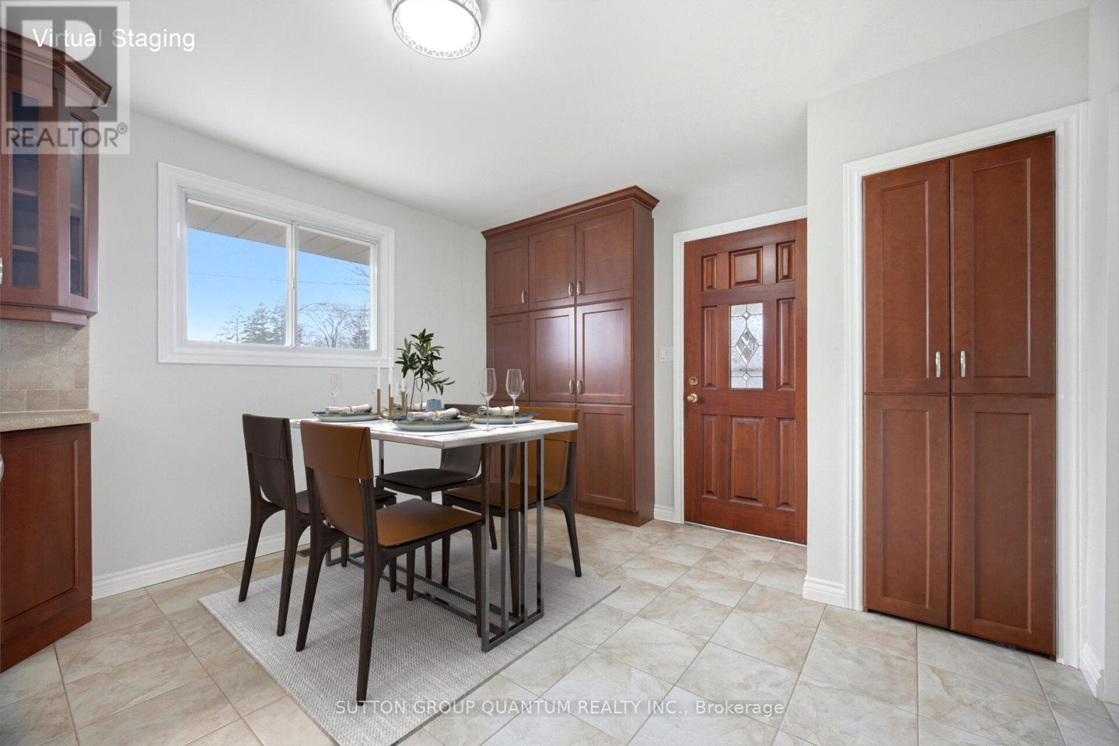 126 Angelene Street, Mississauga, Ontario  L5G 1X2 - Photo 9 - W13002062