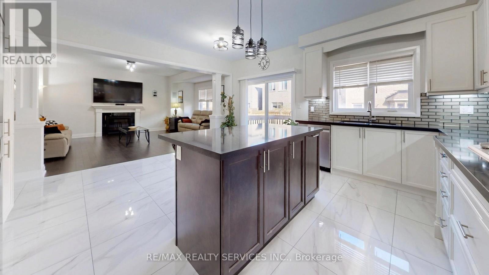 15 Rolling Rock Way, Brampton, Ontario  L6Y 6H3 - Photo 18 - W13002064