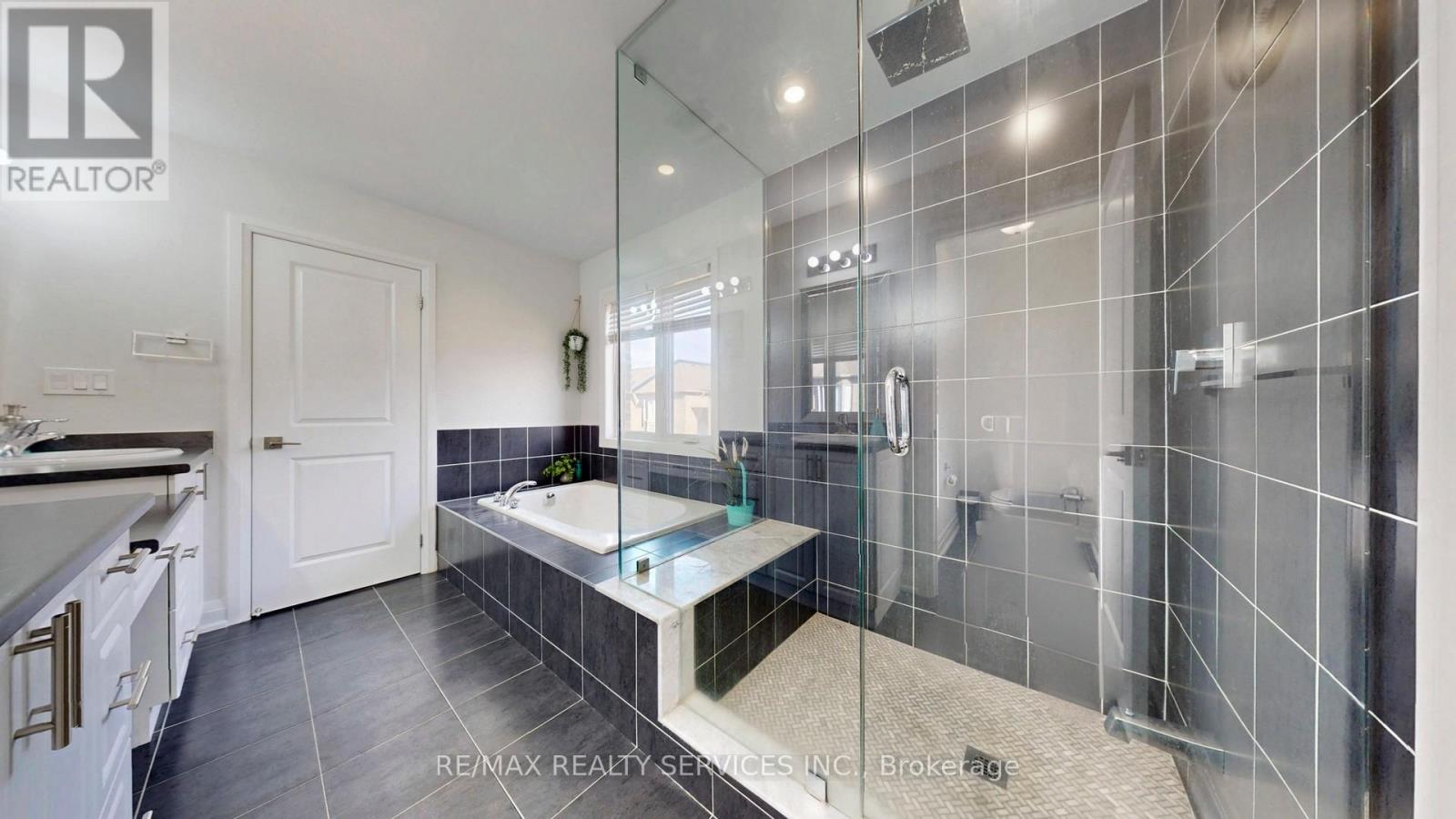 15 Rolling Rock Way, Brampton, Ontario  L6Y 6H3 - Photo 23 - W13002064