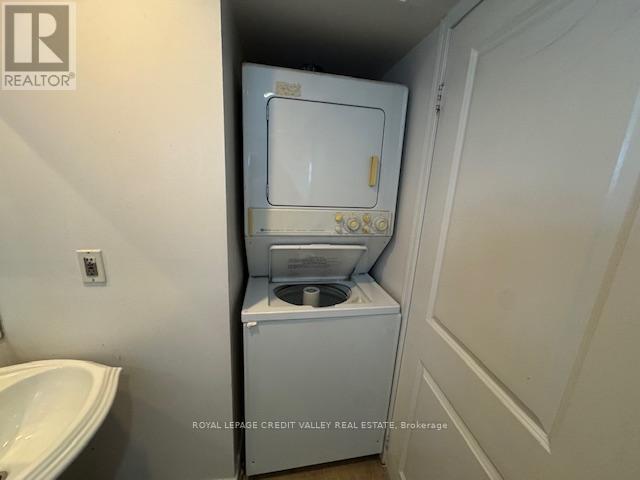 23 George Street N, Brampton, Ontario  L6X 1R3 - Photo 8 - W13002090