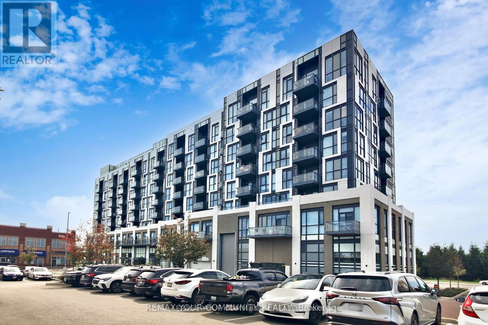 807 - 509 DUNDAS STREET W, Oakville, Ontario