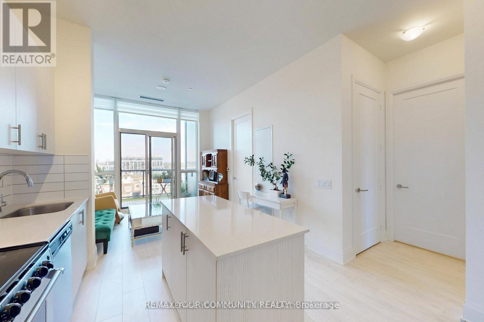 807 - 509 Dundas Street W, Oakville, Ontario  L6M 4M2 - Photo 11 - W13002108