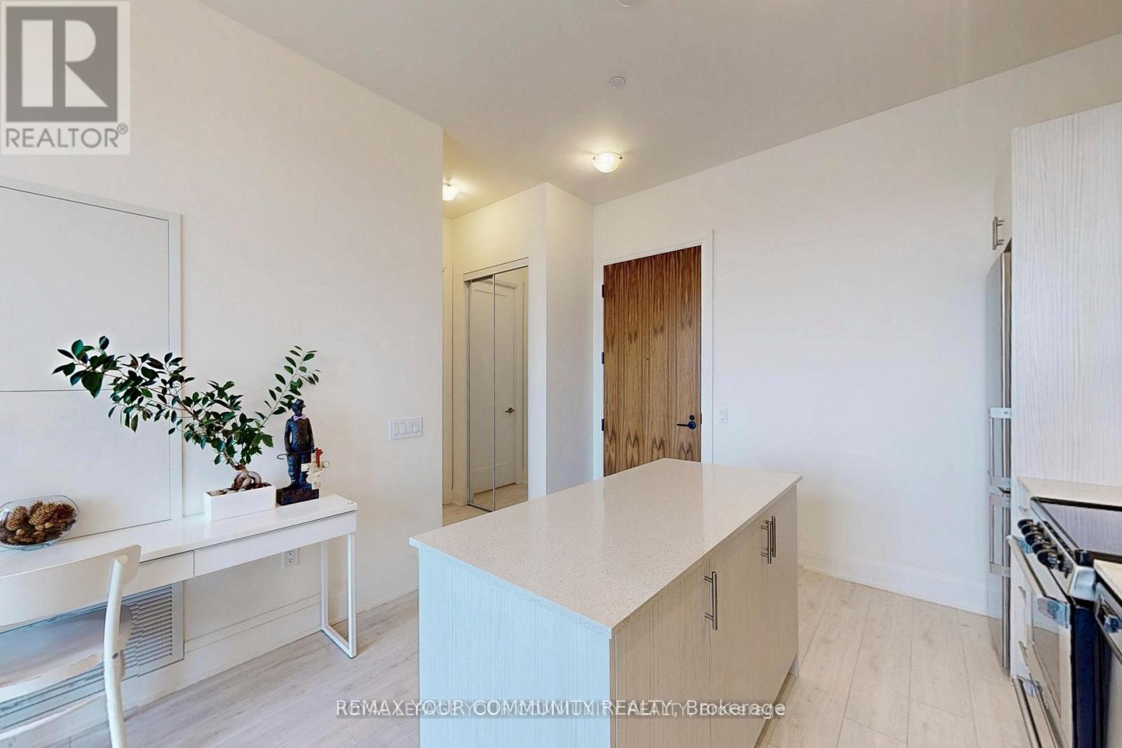 807 - 509 Dundas Street W, Oakville, Ontario  L6M 4M2 - Photo 12 - W13002108