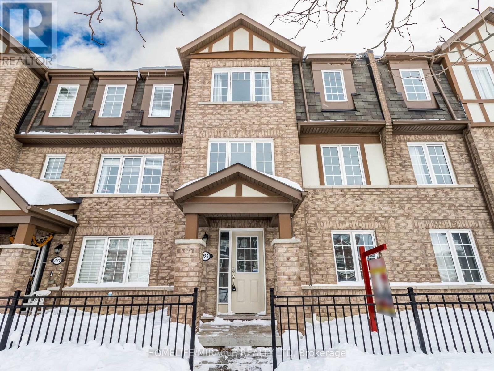 229 REMEMBRANCE ROAD, Brampton, Ontario